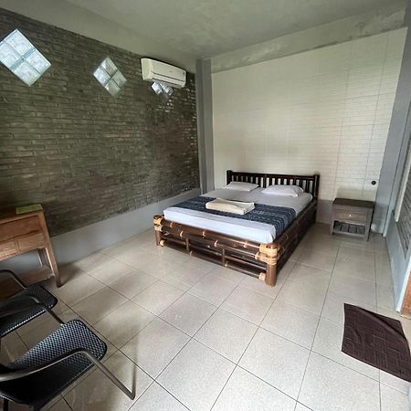 Saka Homestay Boutique & Cafe Магеланг Экстерьер фото