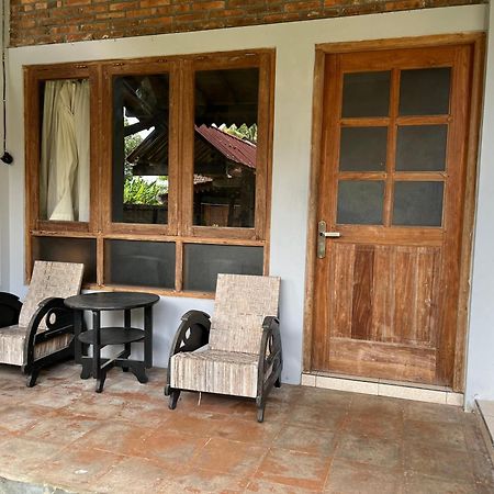 Saka Homestay Boutique & Cafe Магеланг Экстерьер фото